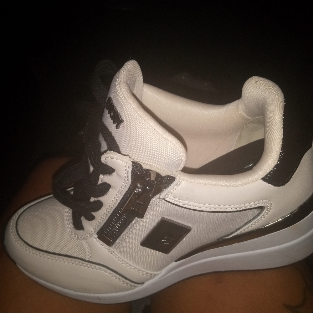 DKNY WOMENS SHOES